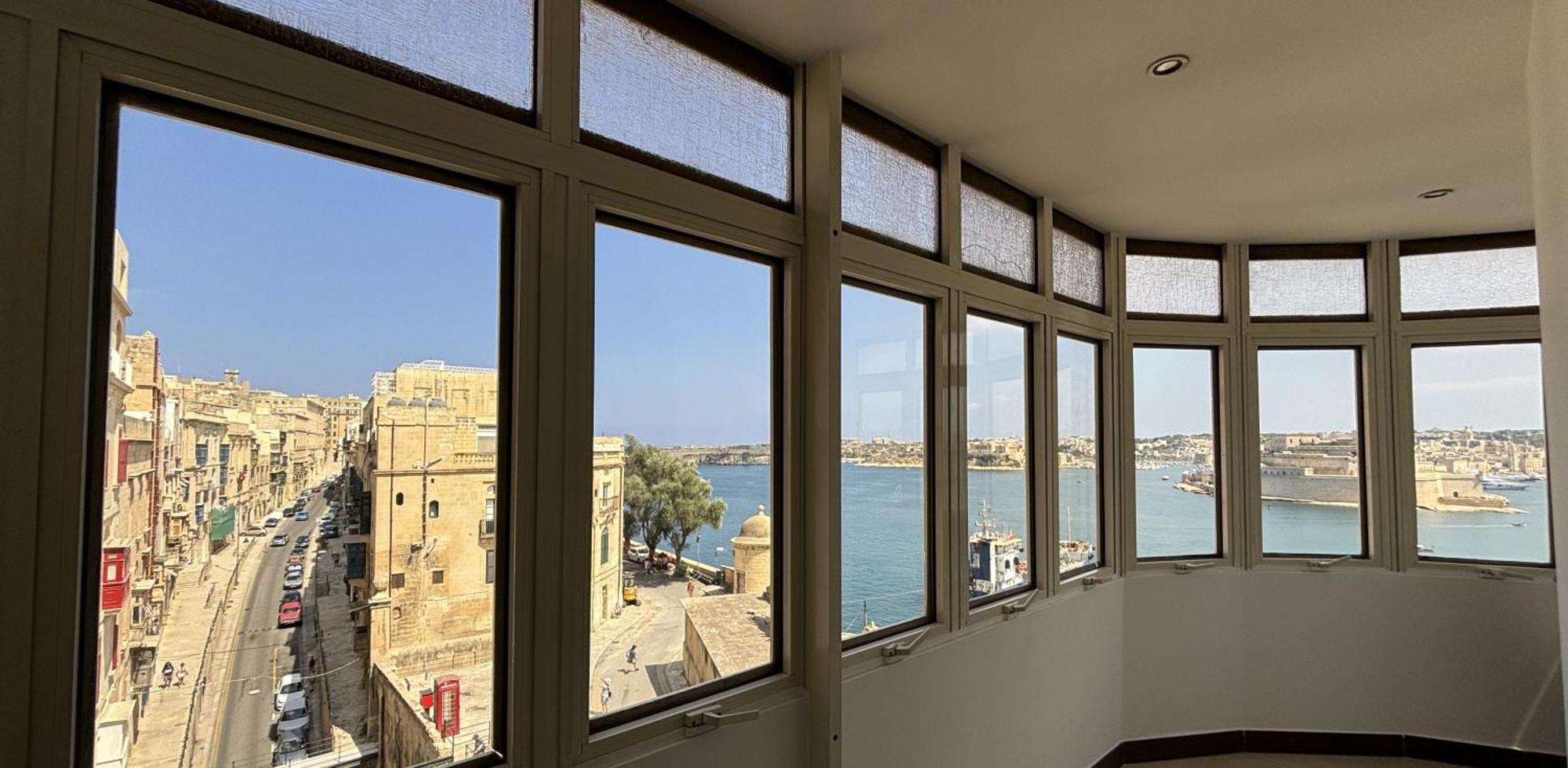 Grand Harbour Hotel Valletta Ngoại thất bức ảnh