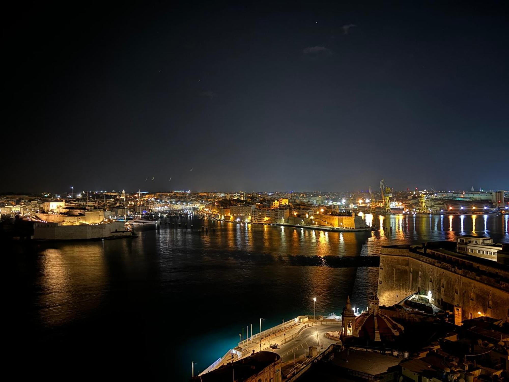 Grand Harbour Hotel Valletta Ngoại thất bức ảnh