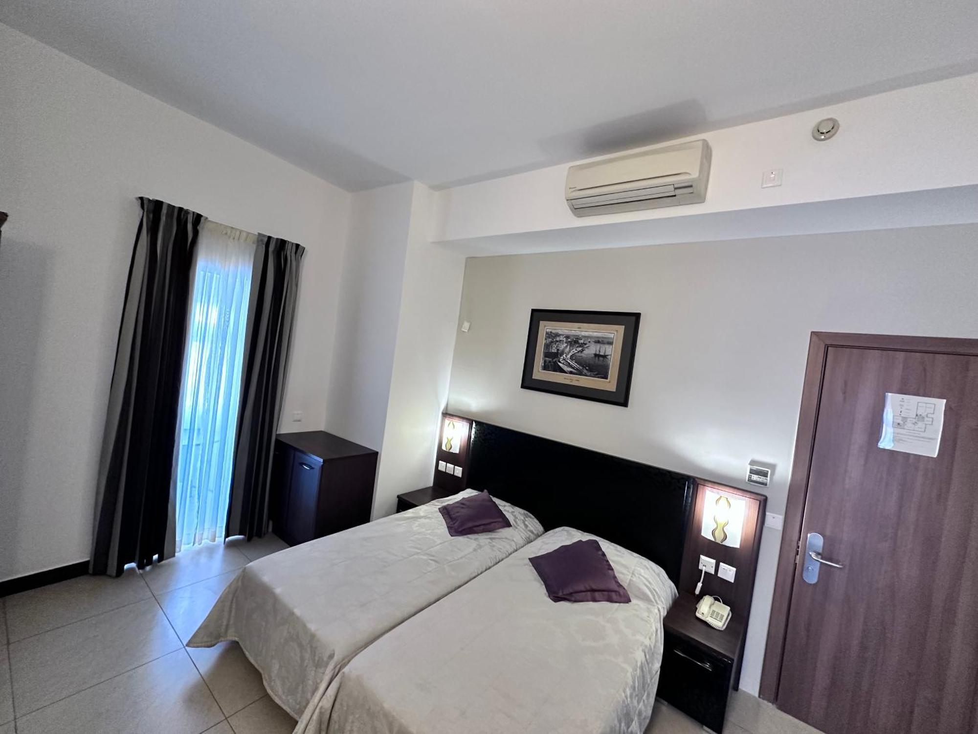 Grand Harbour Hotel Valletta Ngoại thất bức ảnh