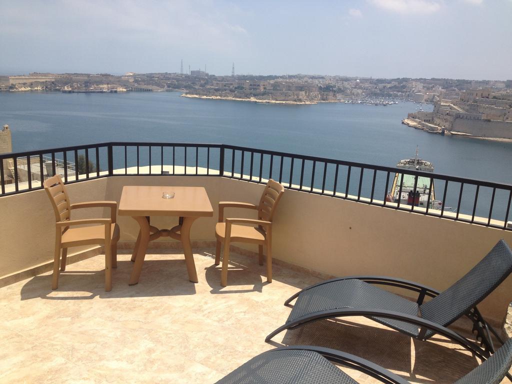 Grand Harbour Hotel Valletta Phòng bức ảnh